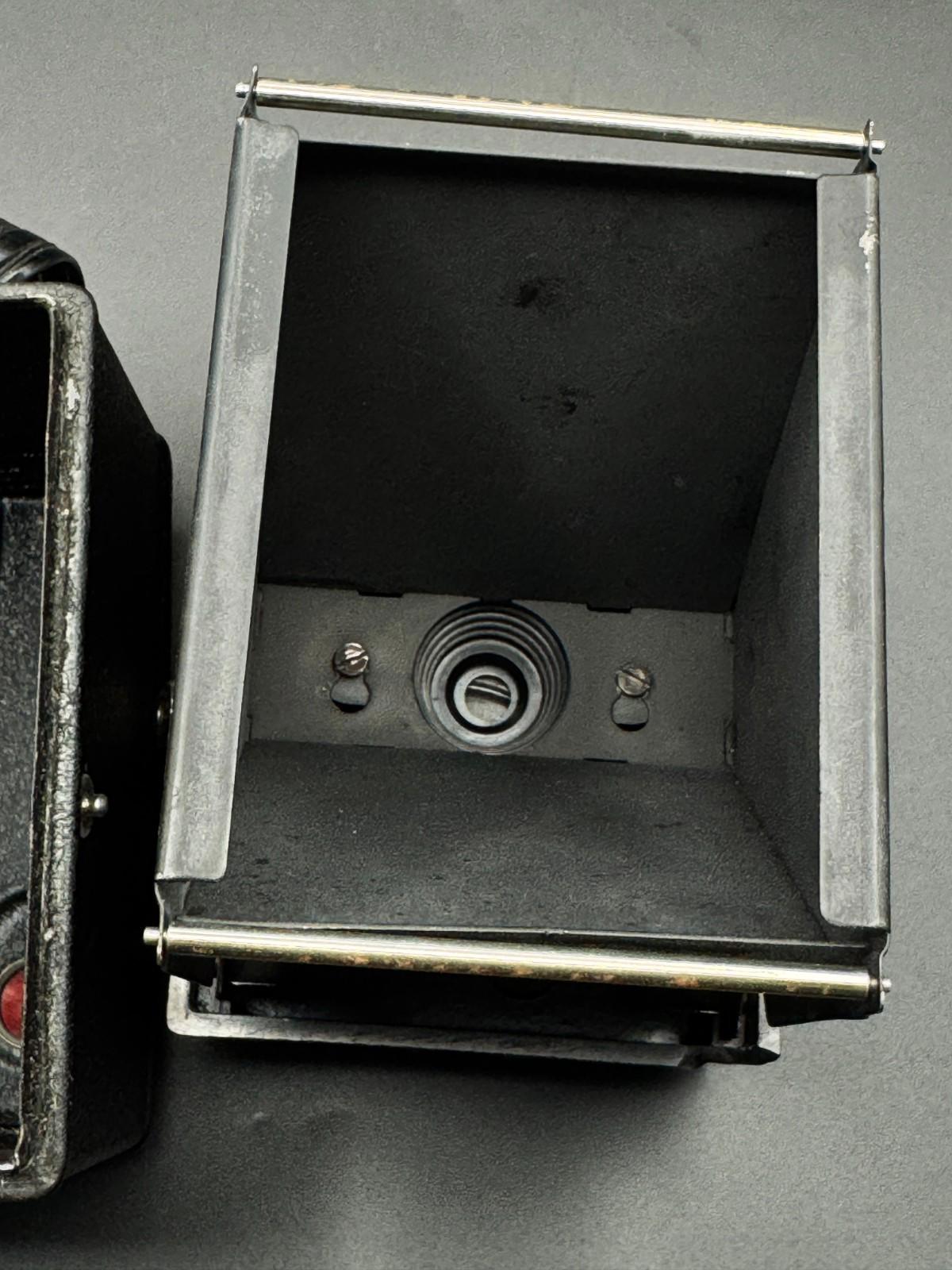 Vintage 1950's Conway Popular Model 120 Roll Film Box Camera - Faulty (F204)