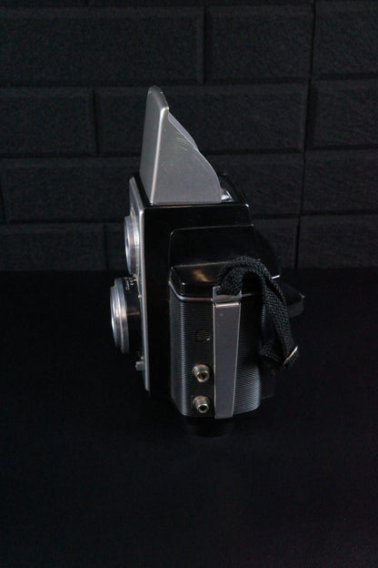 Kodak Brownie Reflex 20 Vintage 1960's 620 Film Box Camera - Tested & Working