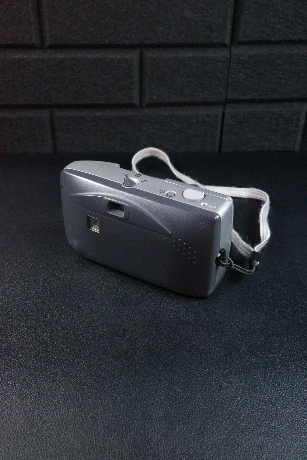Nikon Nuvis A20 Vintage 1990's Point & Shoot APS Film Camera - Tested & Working