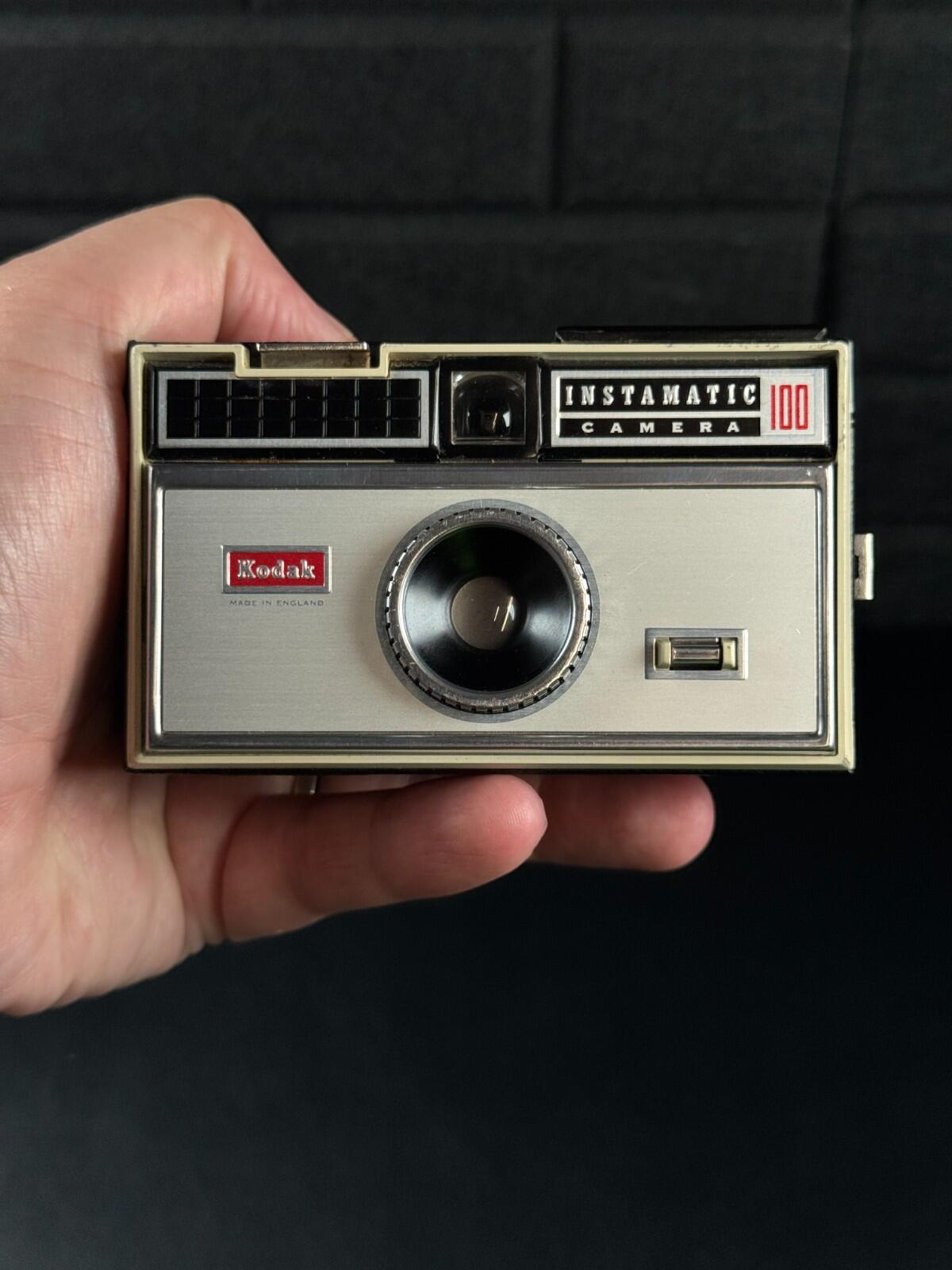Boxed Kodak Instamatic 100 Vintage 1960's Compact 126 Film Camera - Not Working