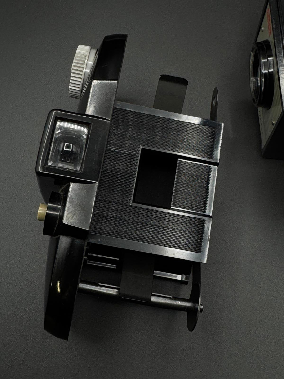 Vintage Kodak Brownie 127 1950's Retro Film Camera - Tested & Fully Working