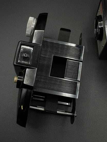 Vintage Kodak Brownie 127 1950's Retro Film Camera - Tested & Fully Working