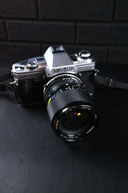 Working Minolta X-300 Vintage 1980's 35mm SLR Film Camera + Tamron 28-70mm Lens
