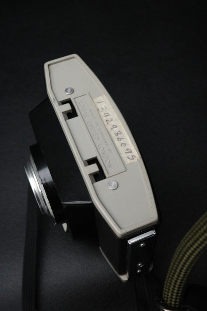 Vintage Kodak Brownie 44A Camera - Winds & Fires