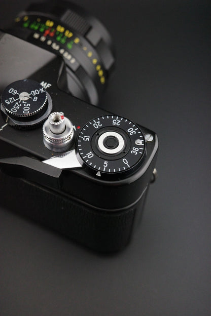 Zenit EM 35mm Film Camera + Helios 44M 2/58 + External LightMeter - Read Details