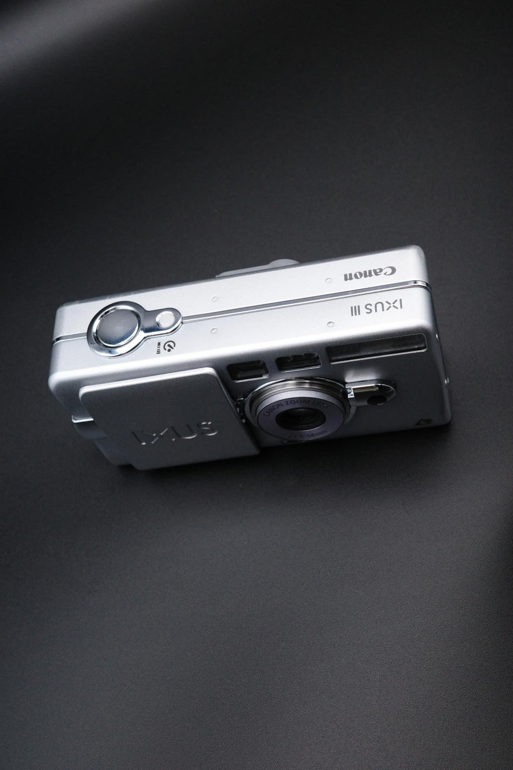 Canon IXUS III Vintage APS Compact Film Camera Compact Zoom Lens - Fully Working