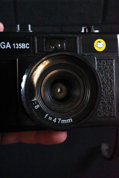 Classic Holga 135BC LOMO 35mm Film Camera - Black - Film Tested & Working