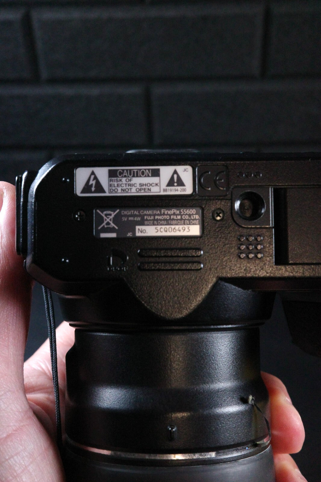 Fujifilm FinePix S5600 5.1MP Digital Bridge Camera + 1GB XD Card Tested Working