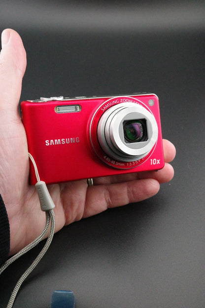 Samsung PL221 16.1MP Digital Camera 10x Zoom + New Battery & Charger - Working