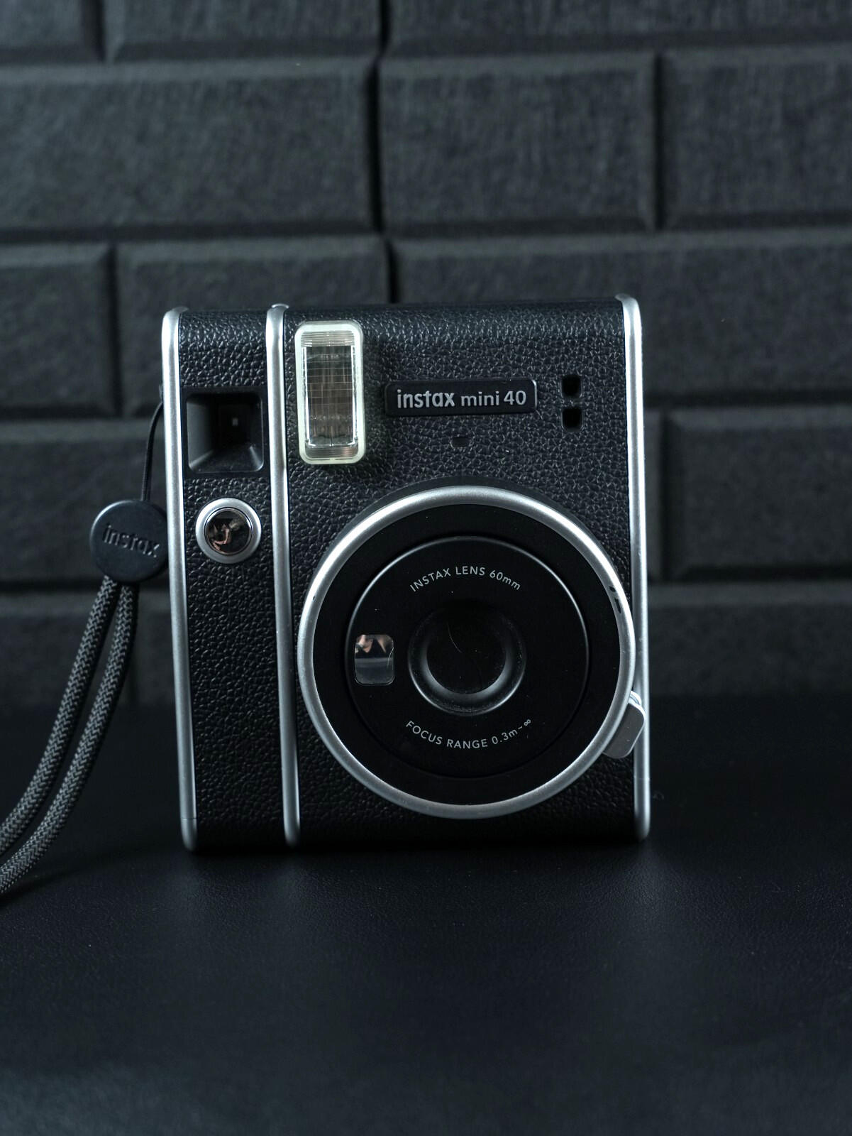 Fujifilm Instax Mini 40 Instant Film Camera - Tested & Working (501)
