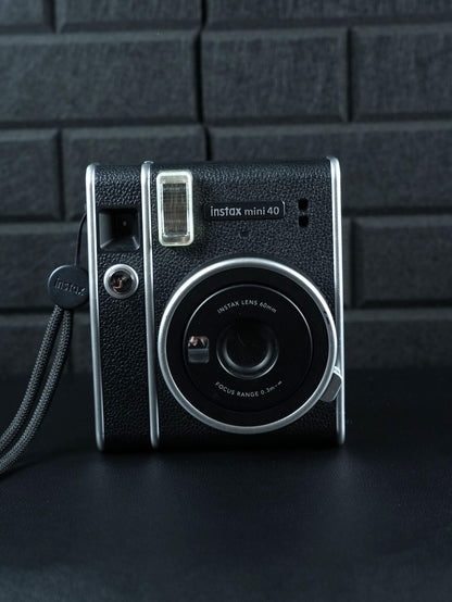 Fujifilm Instax Mini 40 Instant Film Camera - Tested & Working (501)