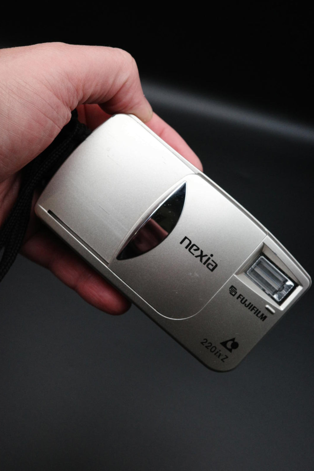 Fujifilm Nexia 220ix Z APS Vintage Compact Film Camera - Fuly Working