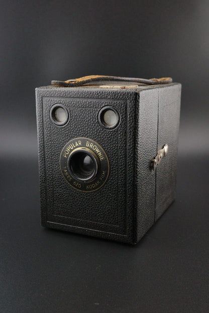 Vintage Kodak Six-20 Popular Brownie 620 Film Box Camera + Box Tested & Working