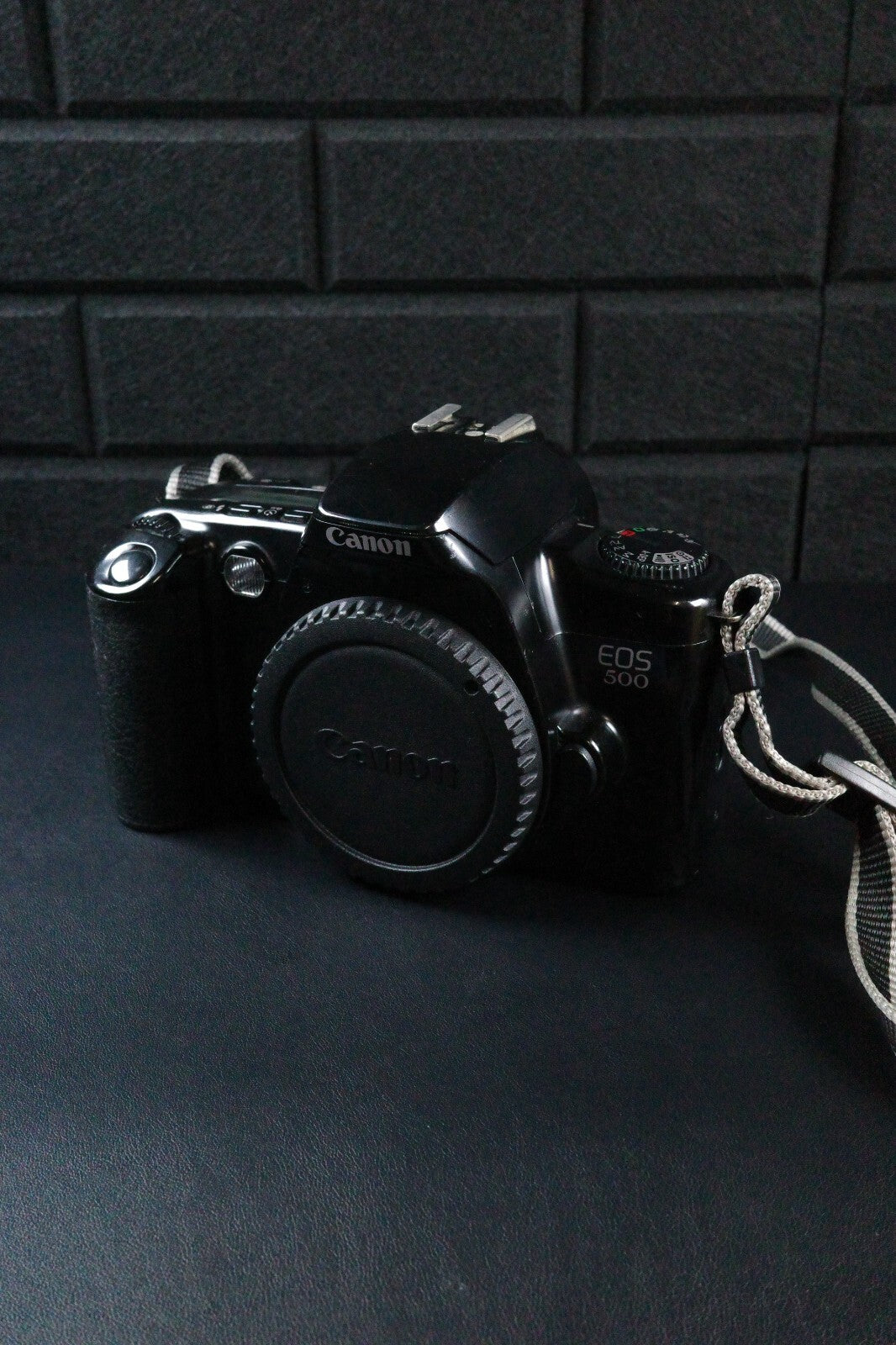 Canon EOS 500 Vintage 1990's SLR 35mm Film Camera Body - Film Tested & Working