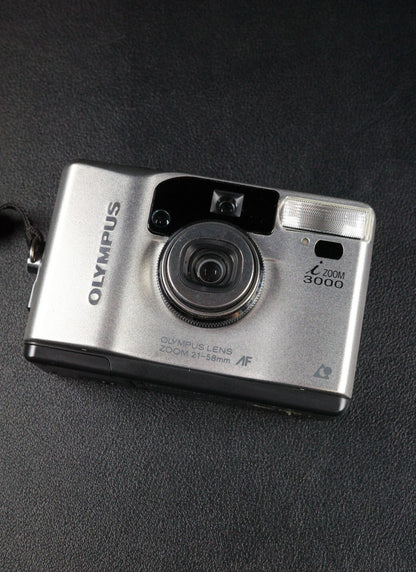 Olympus izoom 3000 Vintage 2000's APS Film Camera + New Battery Tested & Working