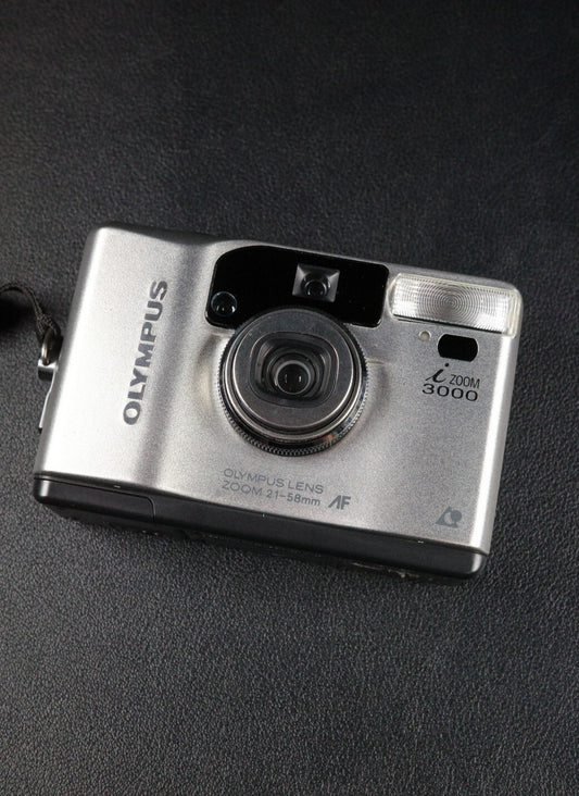 Olympus izoom 3000 Vintage 2000's APS Film Camera + New Battery Tested & Working