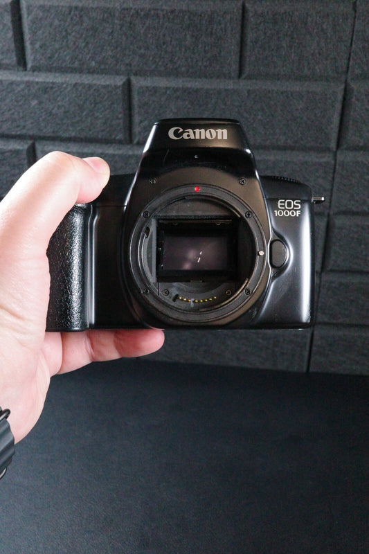 Canon EOS 1000F Vintage 1990's SLR 35mm Film Camera Body Tested & Fully Working