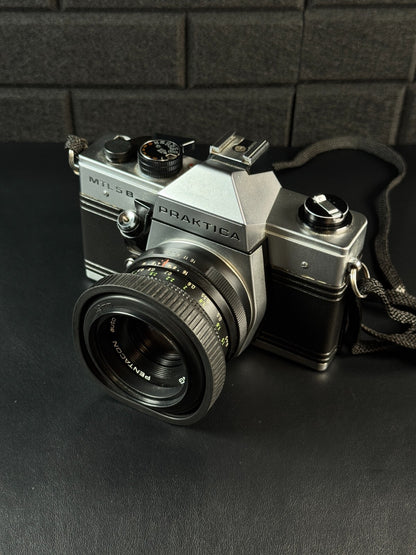 Praktica MTL 5B Vintage 35mm Film SLR Camera & 50mm f/2.8 Lens (Read Details)