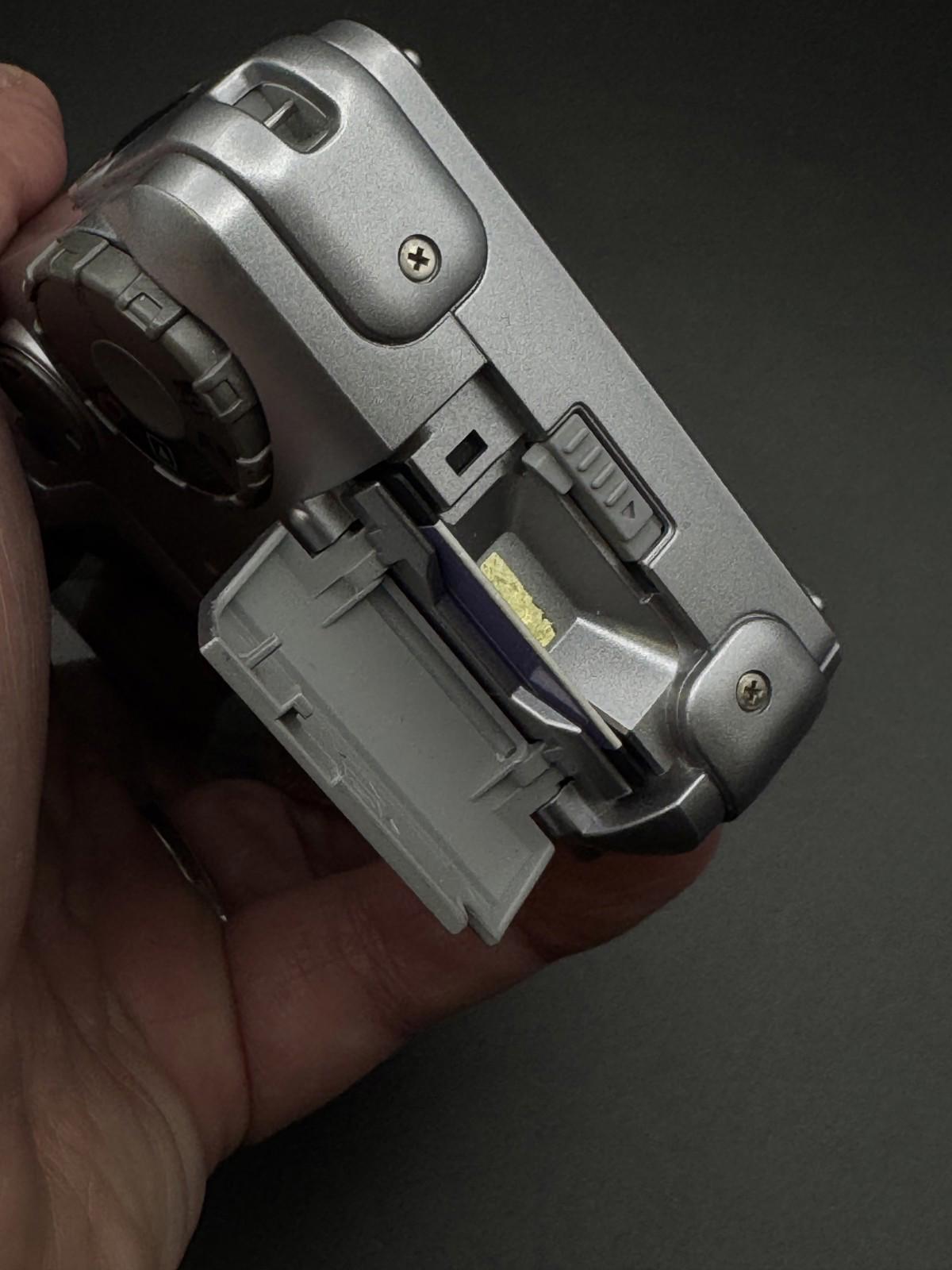 Fujifilm MX-1200 1.3MP Digital Camera + Batteries & Memory Card - Fully Working