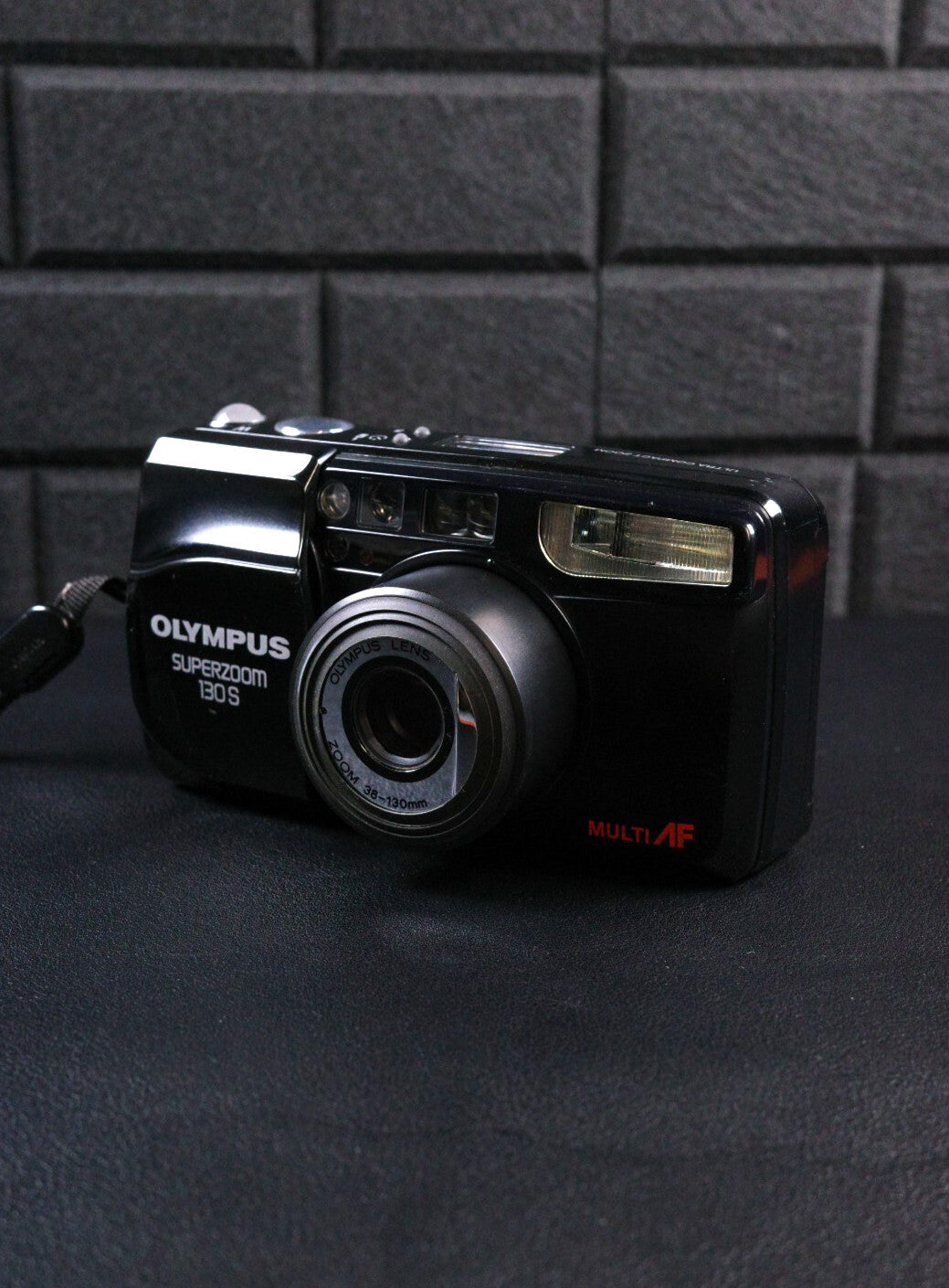 Olympus Superzoom 130 S 35mm Point & Shoot Compact Film Camera Tested & Working