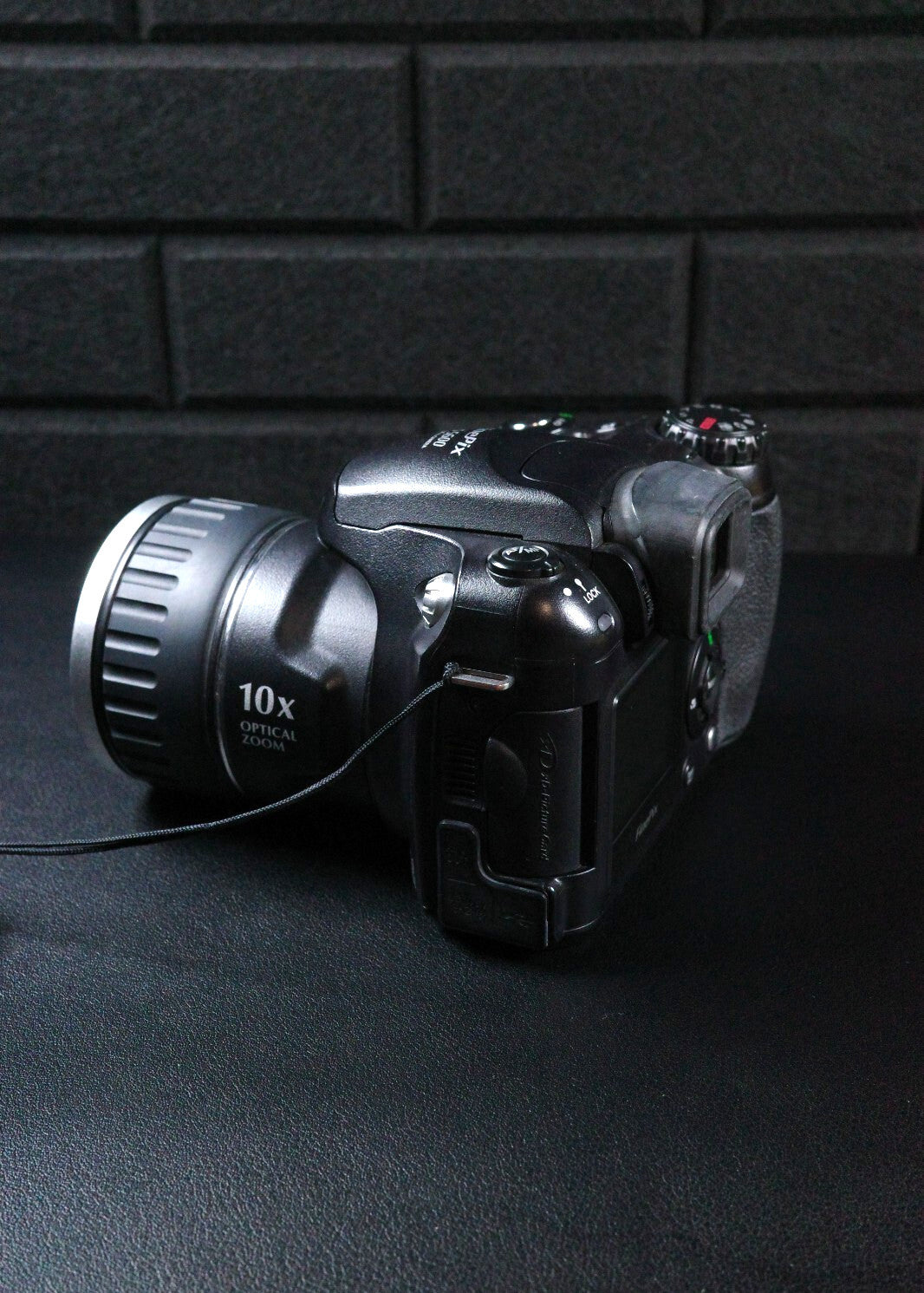 Fujifilm FinePix S5600 5.1MP Digital Bridge Camera + 1GB XD Card Tested Working