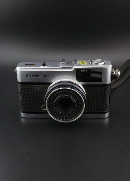 Olympus Trip 35 Vintage 35mm Film Camera - Winds, Fires With Faulty Light Meter