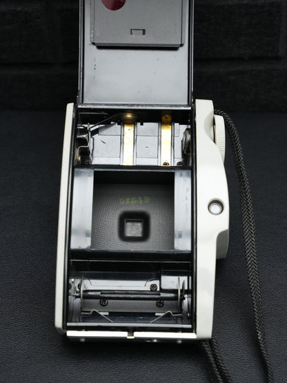 Kodak Brownie 44A Vintage 1960's  127 Film Camera - Tested & Working