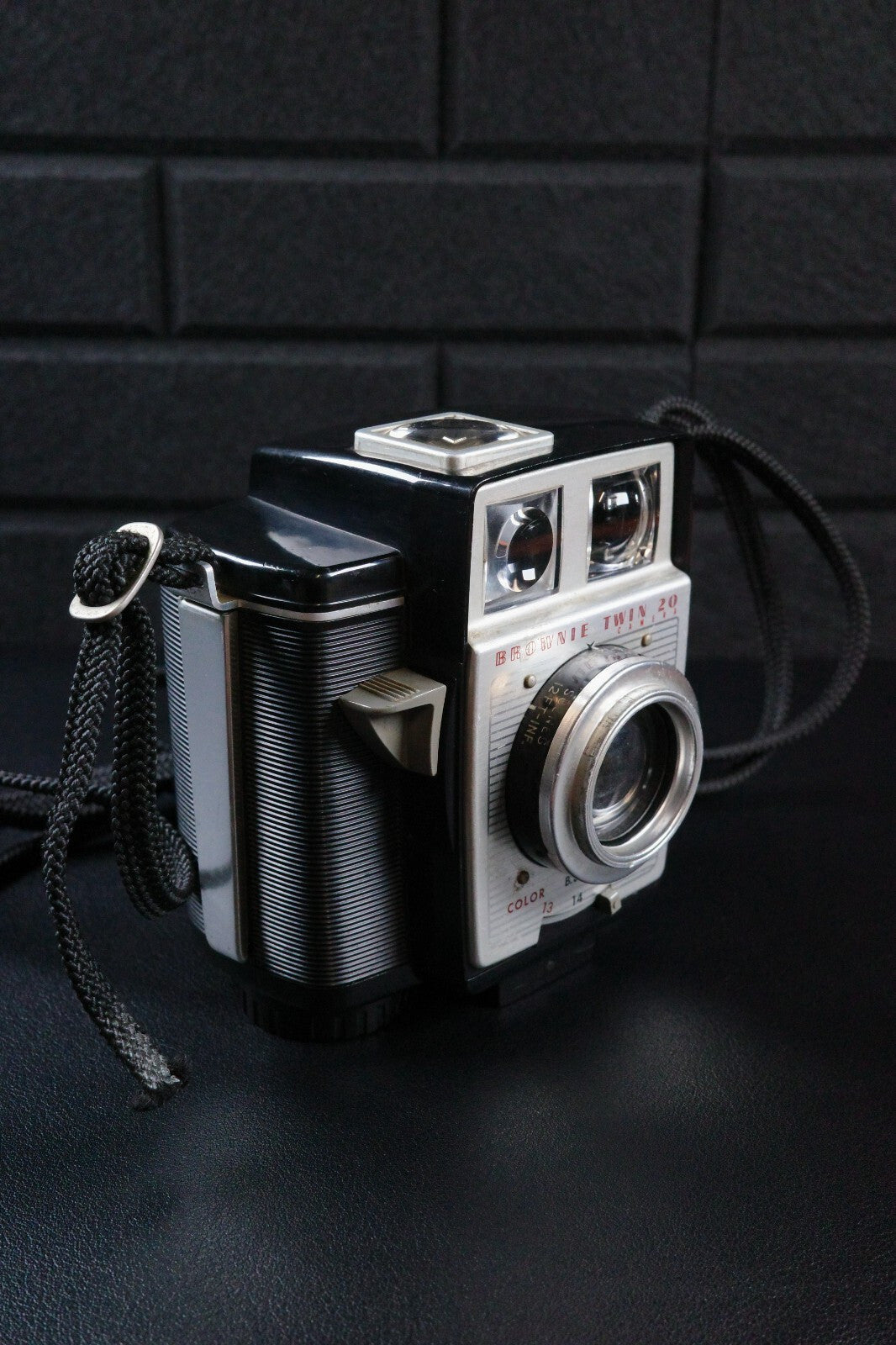 Working Kodak Brownie Twin 20 Vintage 1960's 620 Film Camera & Instructions