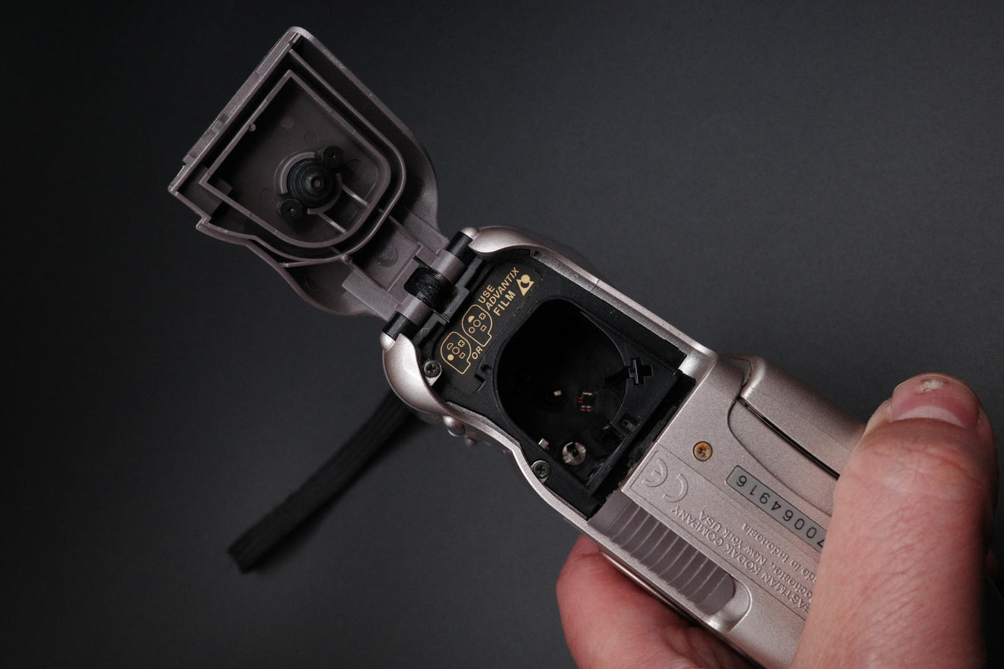 Kodak Advantix C700 Vintage Compact Point & Shoot APS Film Camera Fully Working