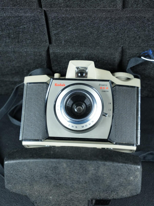 Kodak Brownie 44A Vintage 1960's 127 Film Camera + Case - Tested & Working Y500