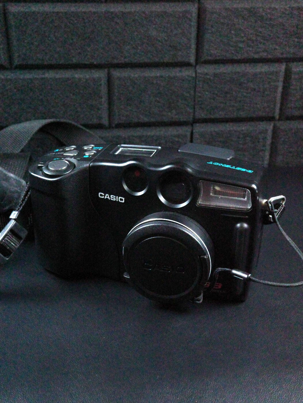 Casio BestShot QV-3500EX Vintage Y2K 3.3MP 12X Zoom Digital Camera - Near Mint
