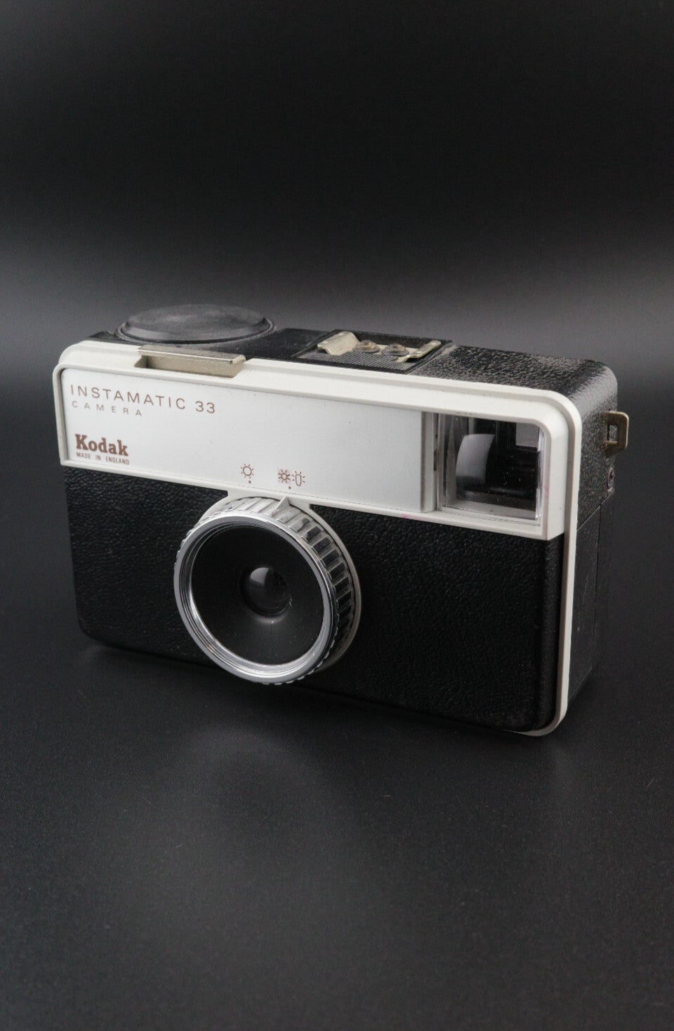 Vintage 1960's Kodak Instamatic 33 Retro Compact 126 Film - Tested & Working