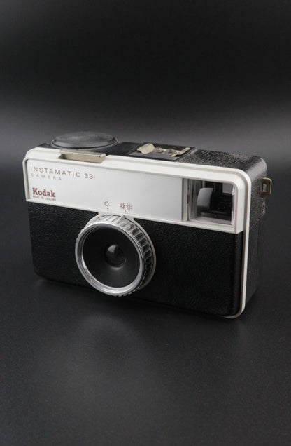 Vintage 1960's Kodak Instamatic 33 Retro Compact 126 Film - Tested & Working