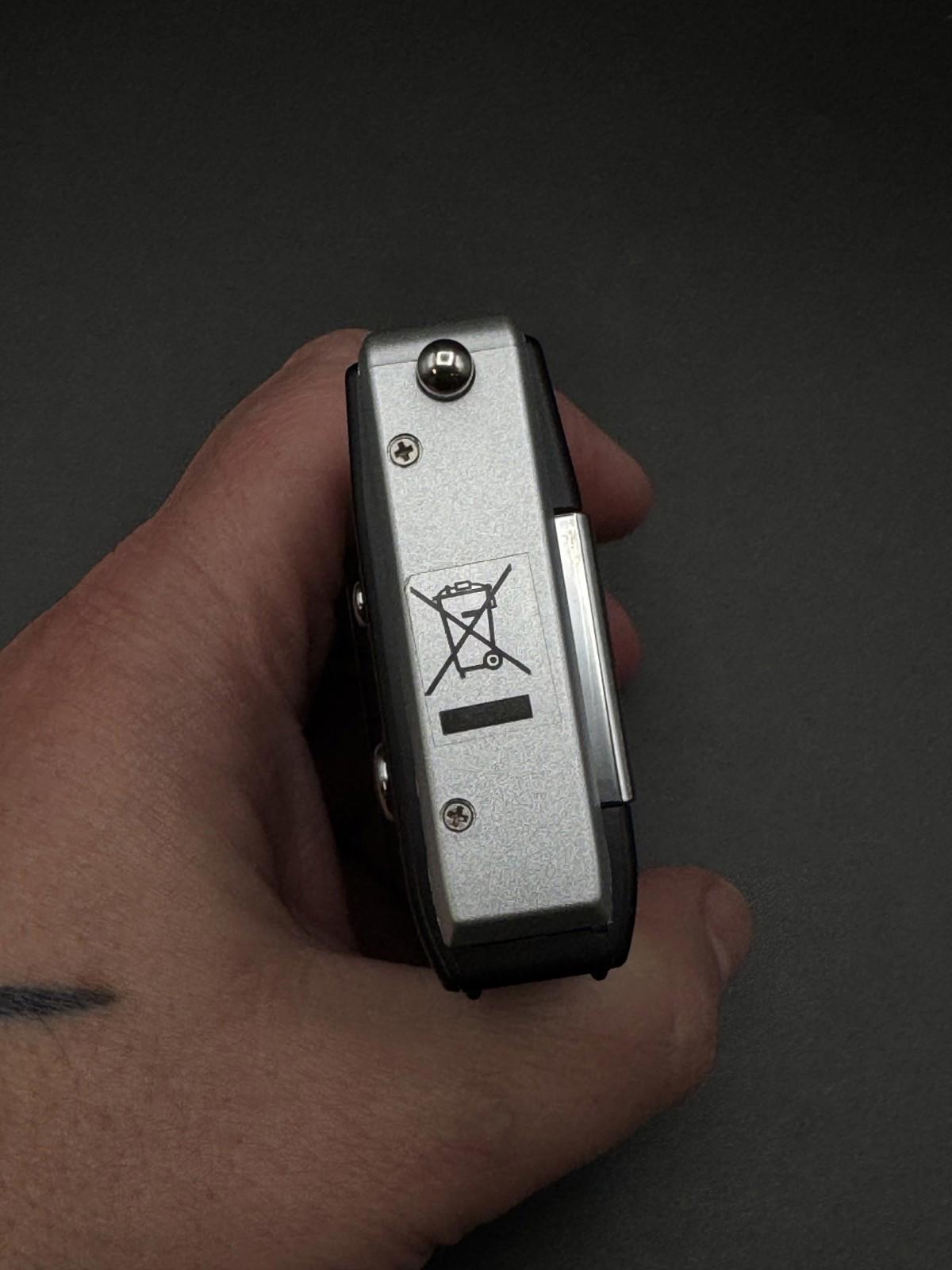 Vivitar Vivicam 3188 3.1MP Compact Digital Camera + Batteries - Boxed & Working