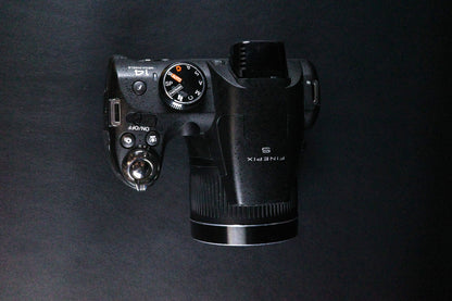 Fujifilm FinePix S4900 14MP Digital Bridge Camera 30x Zoom, Batteries - Working