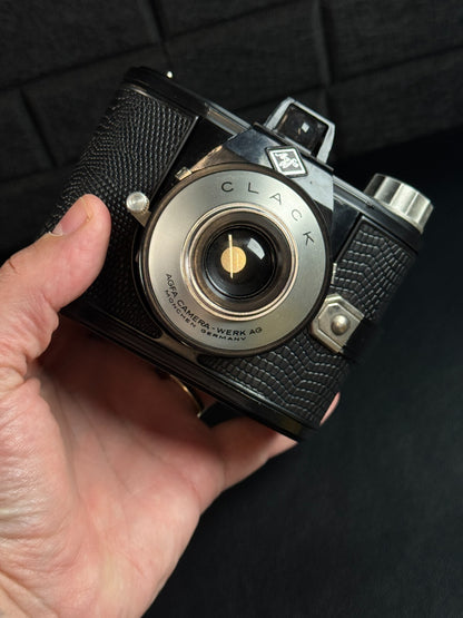 Agfa Clack Vintage 1950's 120 Film Camera + Case - Film Tested & Working