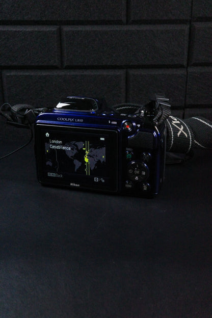 Nikon Coolpix L810 16.1MP Blue Digital Bridge Camera 26x Optical Zoom - Working