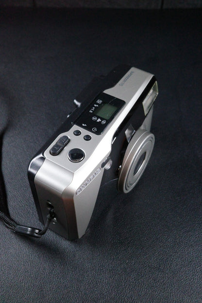Olympus SuperZoom 115 Vintage 1990's Compact 35mm Film Camera Tested & Working