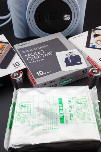 Fujifilm Instax Square SQ1 Instant Camera Glacier Blue + 4 Film Packs and Case