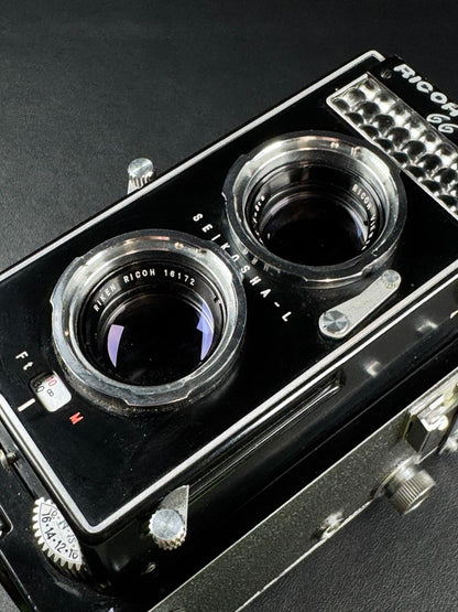 Ricoh Auto 66 TLR 120 Film Camera & Case - Fully Working - Stunning Condition