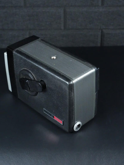 Kodak Brownie Vintage 1960's 8mm Movie Cine Camera Ektanar f/1.9 Lens - Working