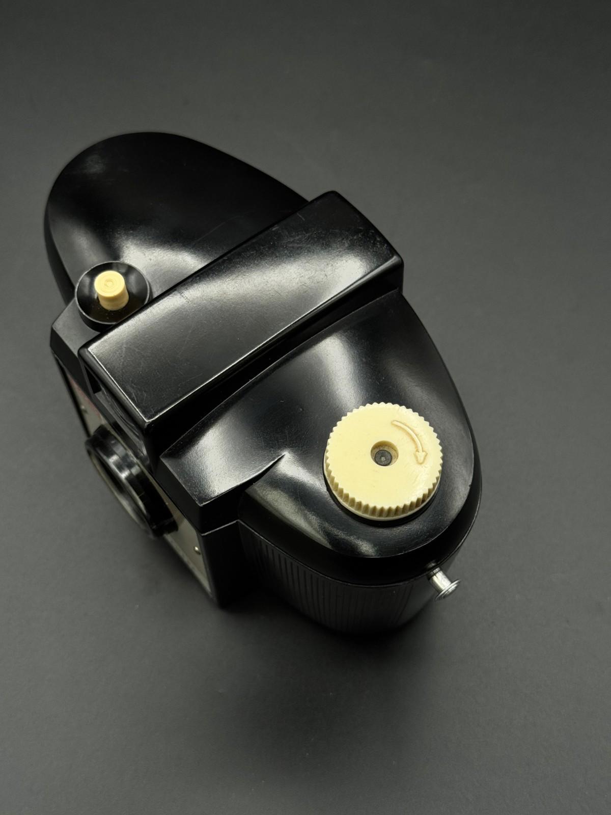 Kodak Brownie 127 Vintage Film Camera - Tested & Working