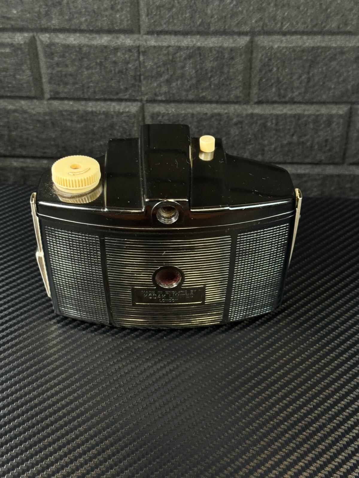 Kodak Brownie Cresta II 2 Vintage 1950s Camera & Original Case - Working (E421)