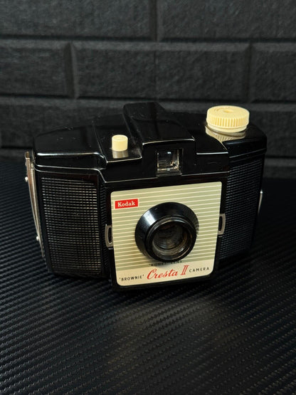 Kodak Brownie Cresta II 2 Vintage 1950s Camera & Original Case - Working (E421)