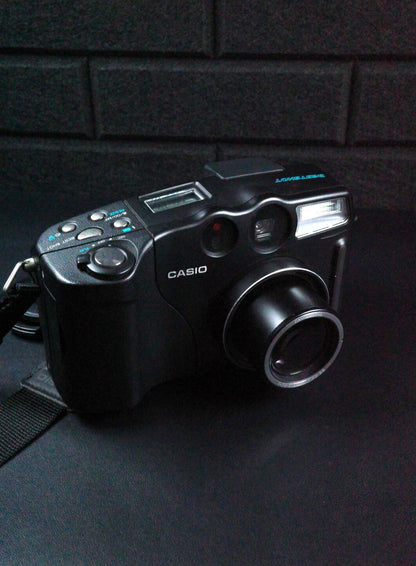 Casio BestShot QV-3500EX Vintage Y2K 3.3MP 12X Zoom Digital Camera - Near Mint