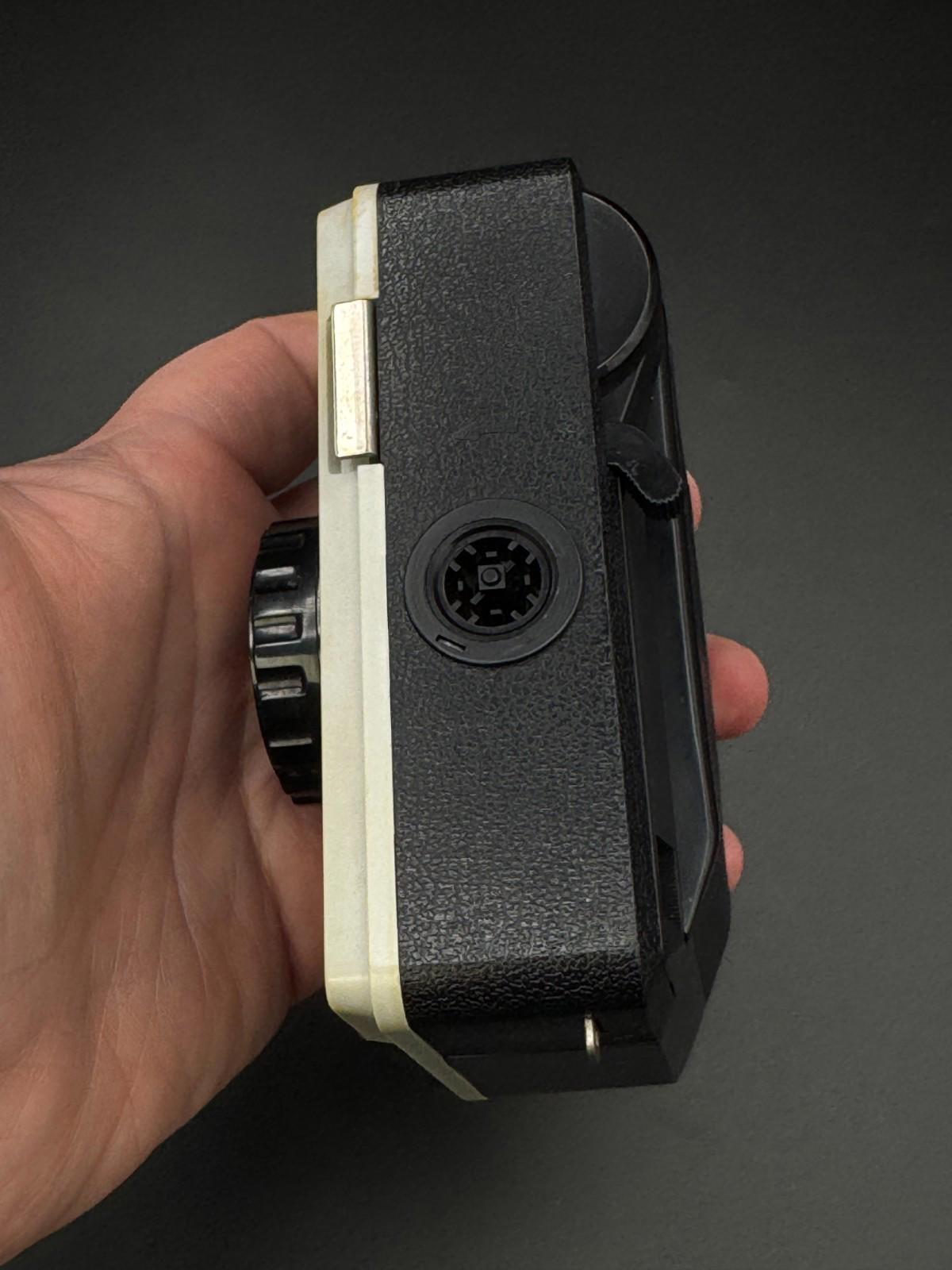KODAK Instamatic 77-X Vintage 1970's 126 Film Camera - Tested & Working (M214)