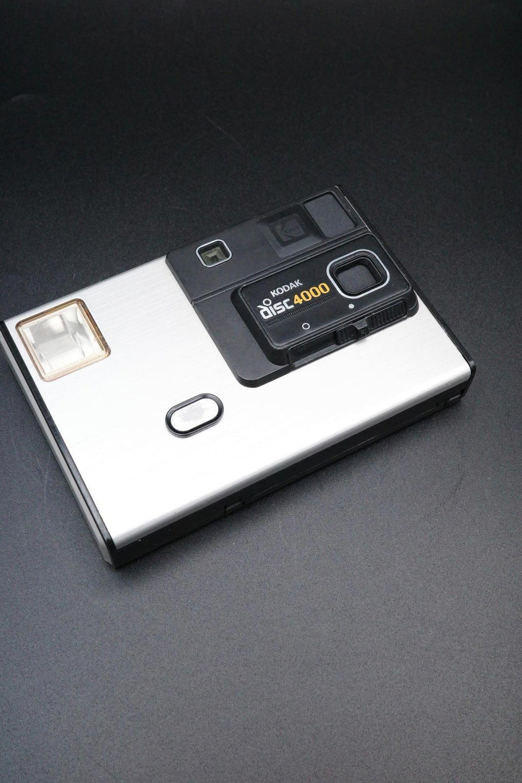 Kodak Disc 4000 Vintage Camera - Retro Design