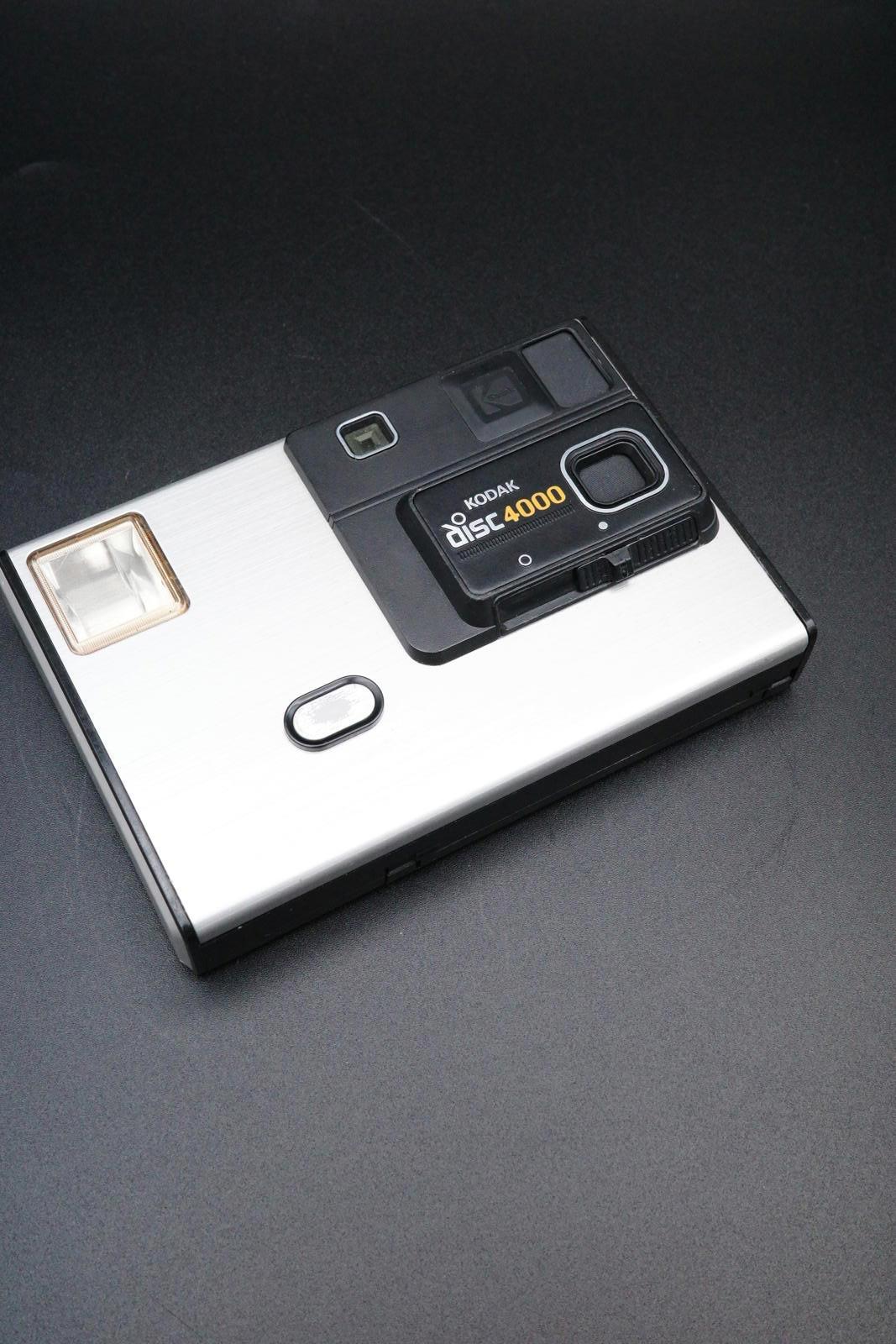 Kodak Disc 4000 Vintage Camera - Retro Design