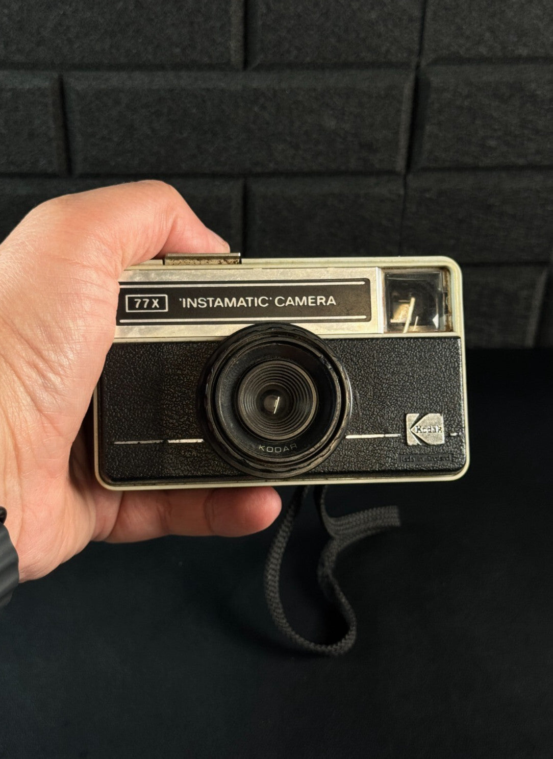 KODAK Instamatic 77x Vintage 1970's 126 Film Camera - Tested & Working
