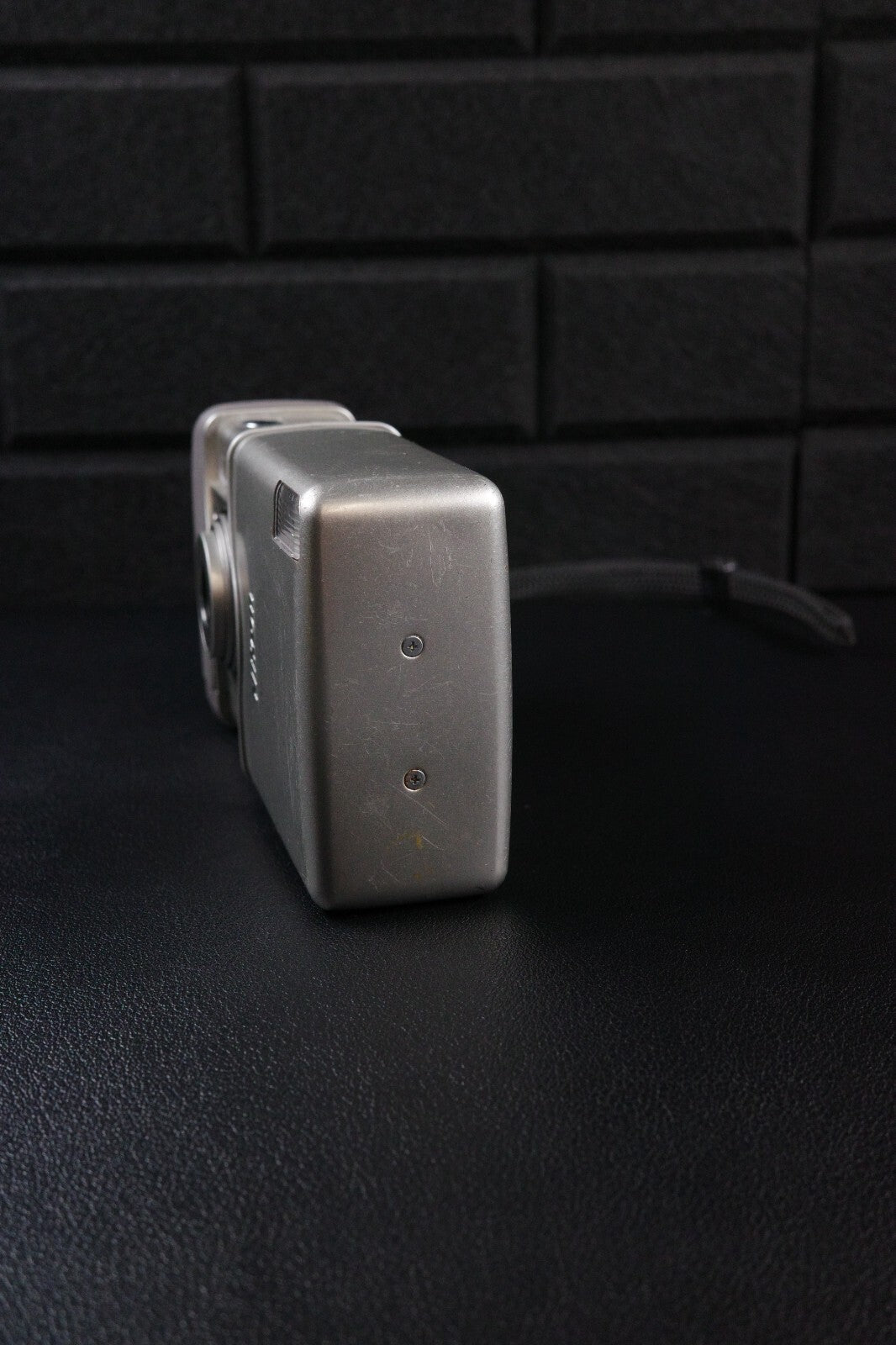 Nikon Nuvis S Vintage 1990's APS Film Point & Shoot Camera - Tested & Working